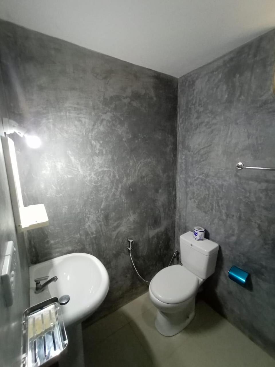 Ray Homestay Udawalawe Exterior foto